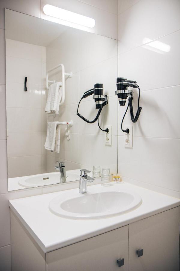 Twenty Business Flats Jouy-En-Josas Apart otel Dış mekan fotoğraf